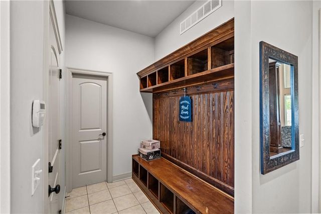 20215 W 89th Terrace, Lenexa, KS 66220