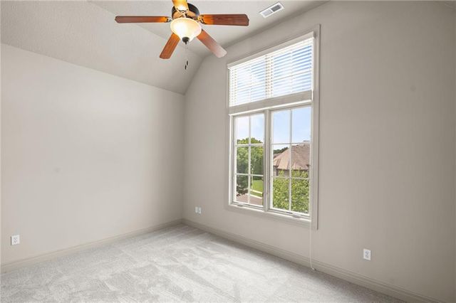 20215 W 89th Terrace, Lenexa, KS 66220