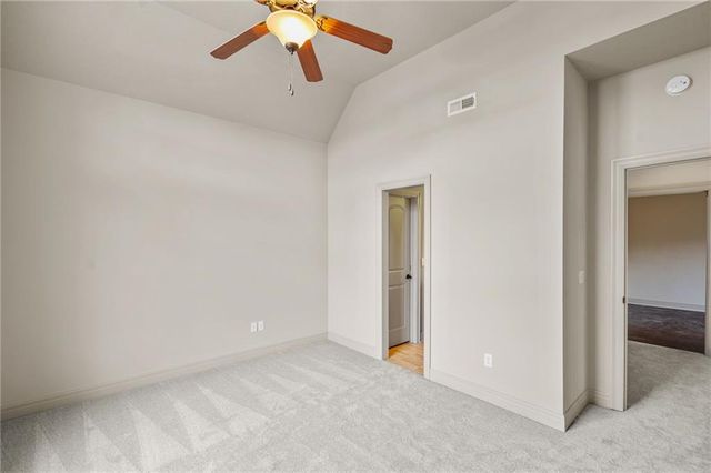 20215 W 89th Terrace, Lenexa, KS 66220