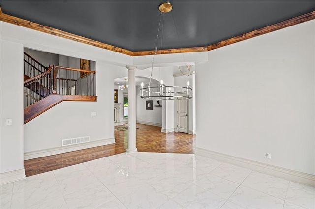 20215 W 89th Terrace, Lenexa, KS 66220