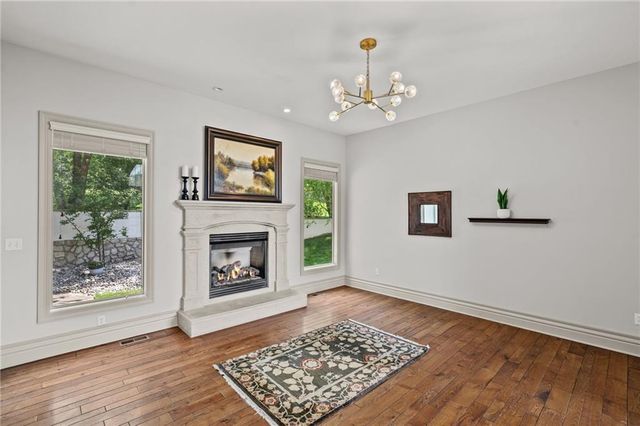20215 W 89th Terrace, Lenexa, KS 66220
