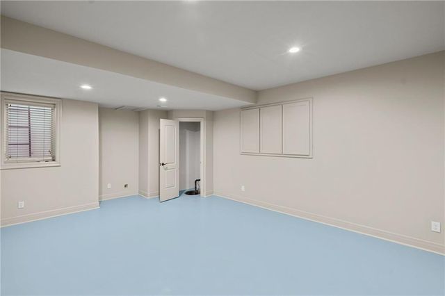 20215 W 89th Terrace, Lenexa, KS 66220