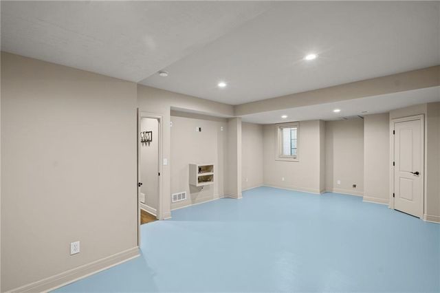20215 W 89th Terrace, Lenexa, KS 66220