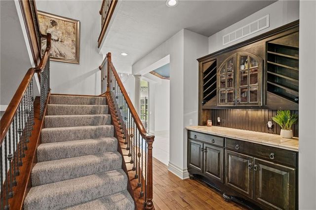 20215 W 89th Terrace, Lenexa, KS 66220