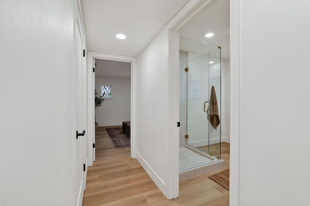 4824 Crestwood Way, Sacramento, CA 95822