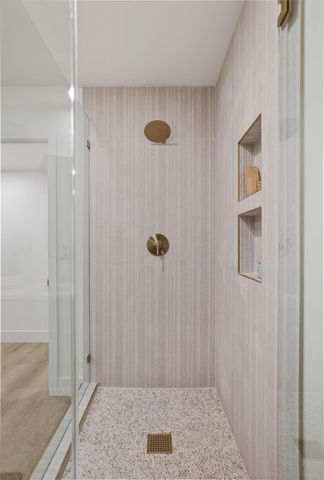 4824 Crestwood Way, Sacramento, CA 95822