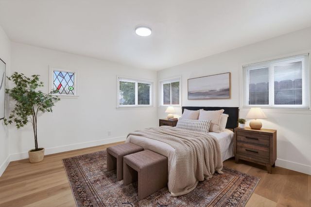 4824 Crestwood Way, Sacramento, CA 95822