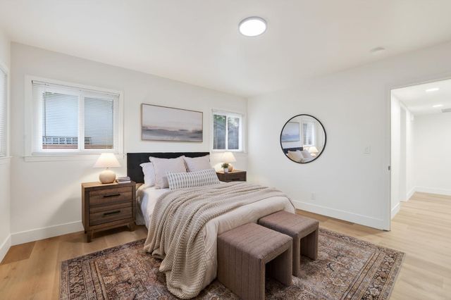 4824 Crestwood Way, Sacramento, CA 95822