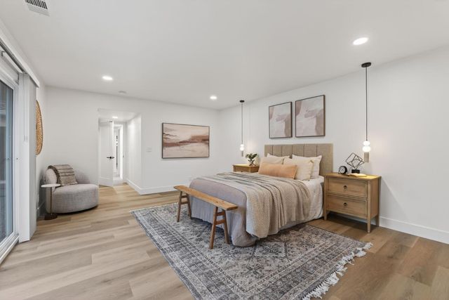 4824 Crestwood Way, Sacramento, CA 95822