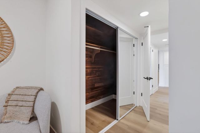 4824 Crestwood Way, Sacramento, CA 95822