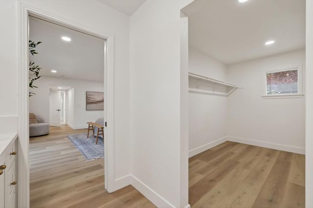 4824 Crestwood Way, Sacramento, CA 95822