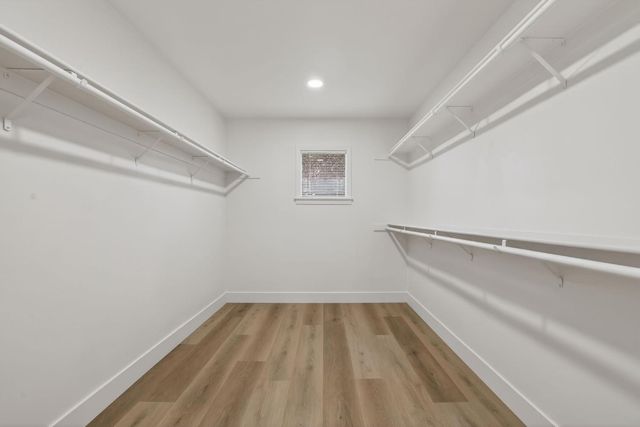 4824 Crestwood Way, Sacramento, CA 95822