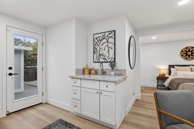 4824 Crestwood Way, Sacramento, CA 95822