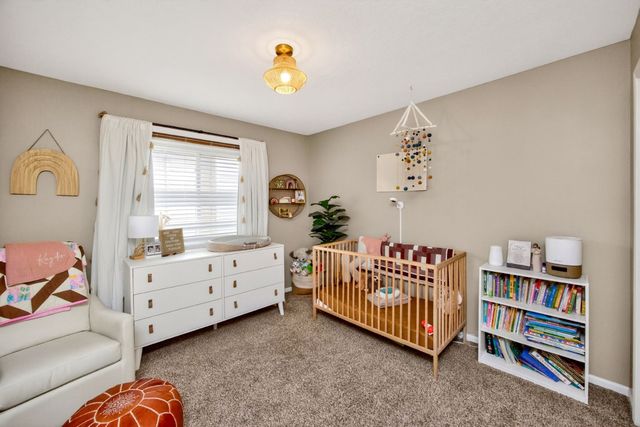 4515 89th Street, Urbandale, IA 50322