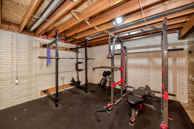 4515 89th Street, Urbandale, IA 50322