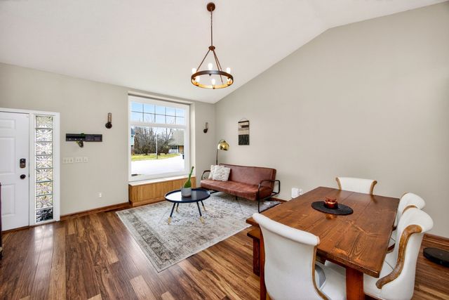 4515 89th Street, Urbandale, IA 50322