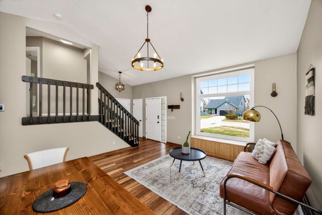 4515 89th Street, Urbandale, IA 50322