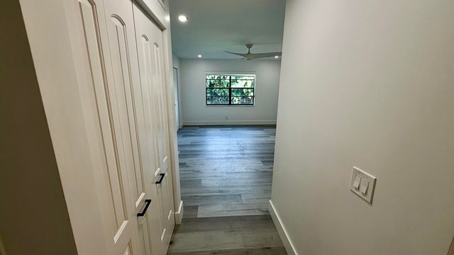 21695 Tall Palm Circle 4a, Boca Raton, FL 33433