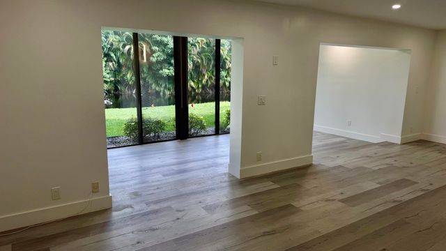 21695 Tall Palm Circle 4a, Boca Raton, FL 33433
