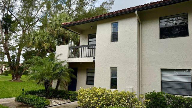 21695 Tall Palm Circle 4a, Boca Raton, FL 33433