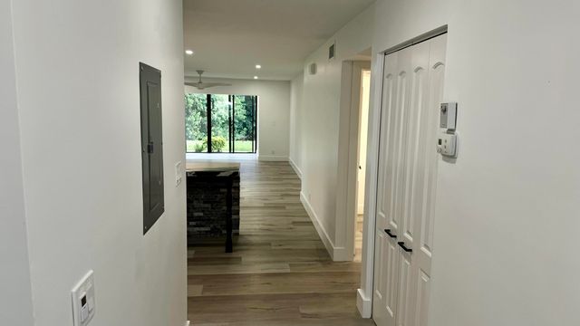 21695 Tall Palm Circle 4a, Boca Raton, FL 33433