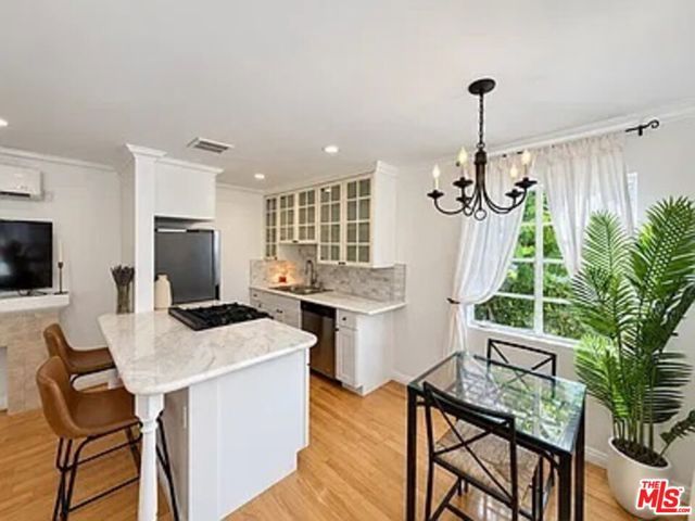 1212 10th Street 10, Santa Monica, CA 90401