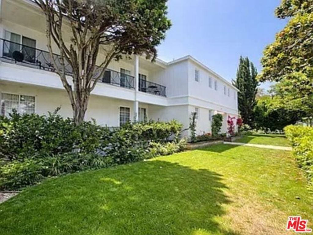 1212 10th Street 10, Santa Monica, CA 90401