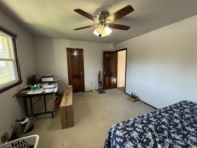 4 Fern Court, North Brunswick, NJ 08902