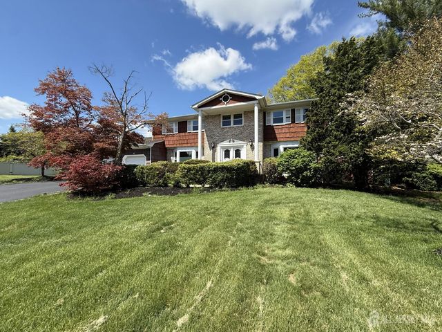 4 Fern Court, North Brunswick, NJ 08902