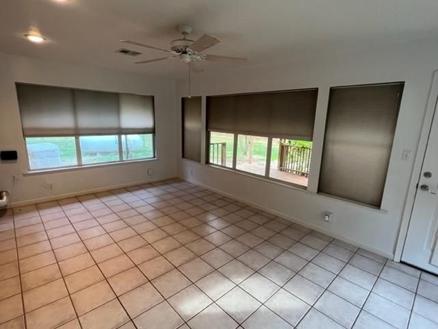 119 Colorado Spruce Drive, Warren, TX 77664