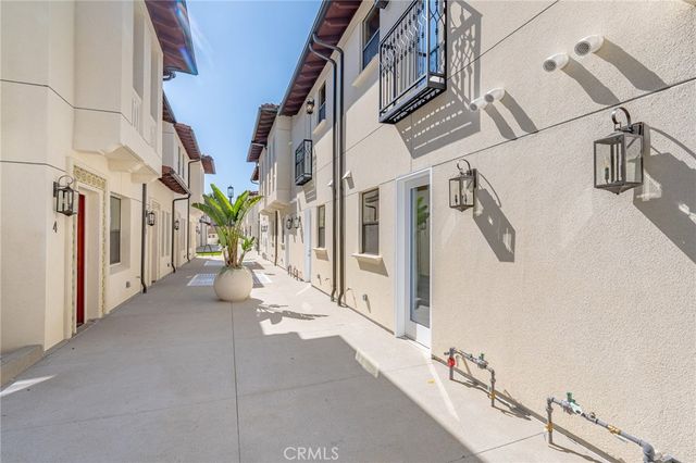 130 New Ave 5, Monterey Park, CA 91750