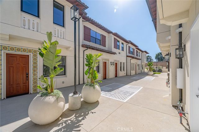 130 New Ave 5, Monterey Park, CA 91750