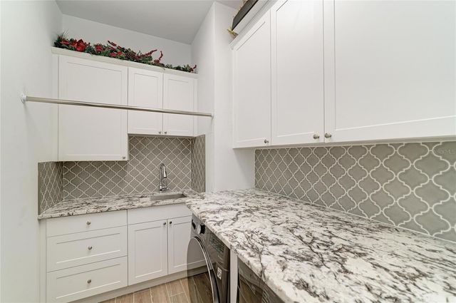 289 VILLORESI BOULEVARD, Nokomis, FL 34275