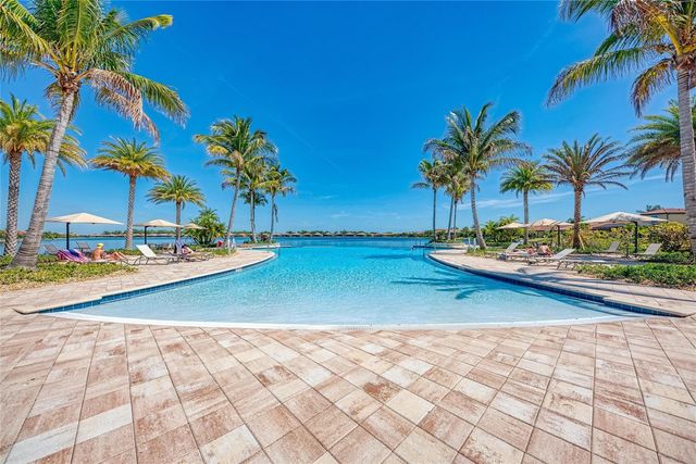 289 VILLORESI BOULEVARD, Nokomis, FL 34275