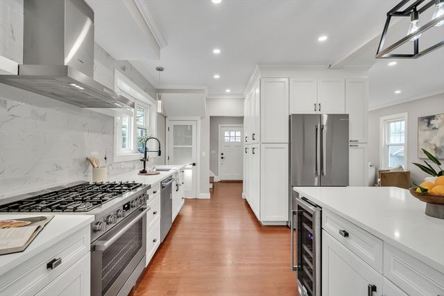 20 Riverview St, Dedham, MA 02026
