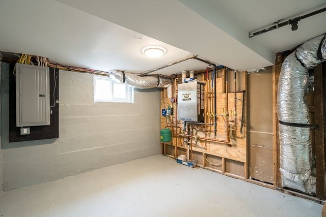 20 Riverview St, Dedham, MA 02026