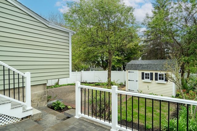 20 Riverview St, Dedham, MA 02026