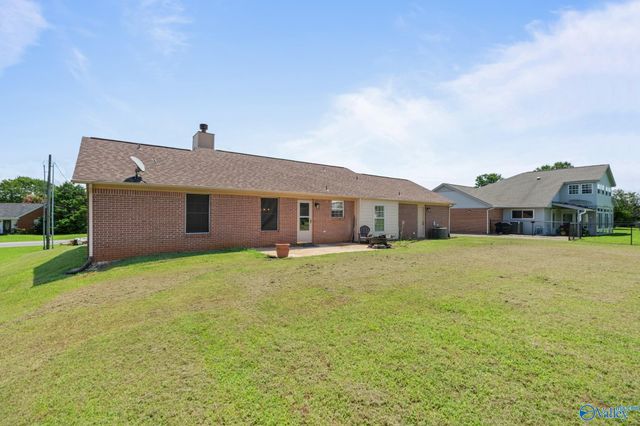 122 Delta Pine Drive, Huntsville, AL 35811