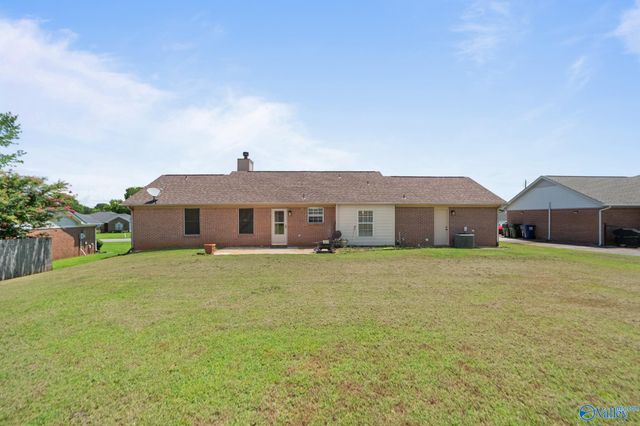 122 Delta Pine Drive, Huntsville, AL 35811