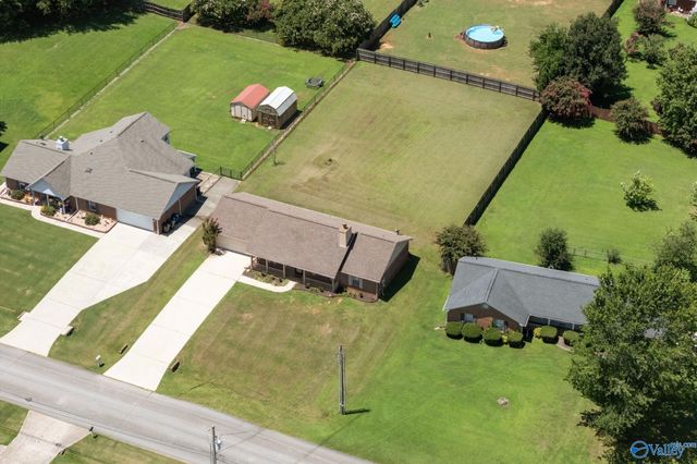122 Delta Pine Drive, Huntsville, AL 35811