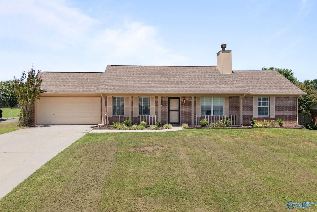 122 Delta Pine Drive, Huntsville, AL 35811