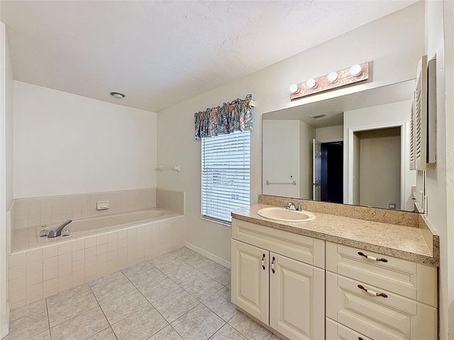 3550 NW 46TH TER, Gainesville, FL 32606