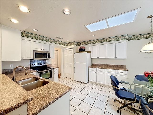 3550 NW 46TH TER, Gainesville, FL 32606