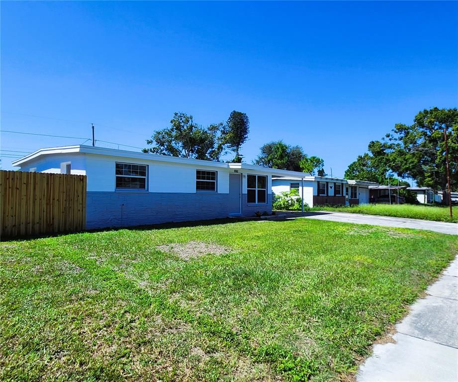 8562 94TH AVENUE, Seminole, FL 33777