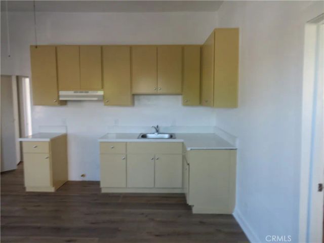 156 E Colden, Los Angeles, CA 90003