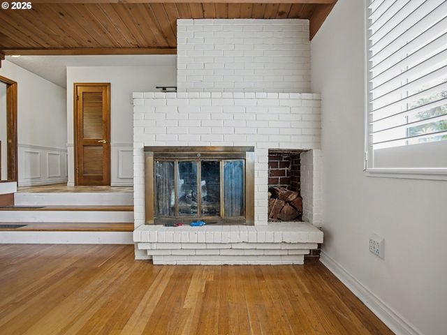 2301 Ne 130TH Ave, Portland, OR 97230