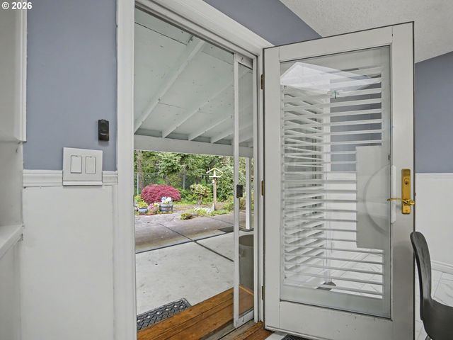 2301 Ne 130TH Ave, Portland, OR 97230