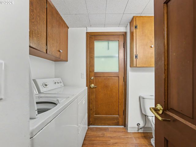 2301 Ne 130TH Ave, Portland, OR 97230