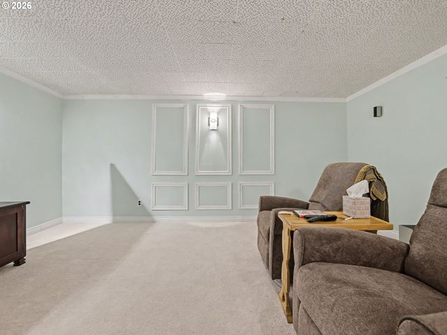 2301 Ne 130TH Ave, Portland, OR 97230
