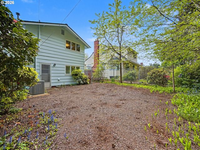 2301 Ne 130TH Ave, Portland, OR 97230